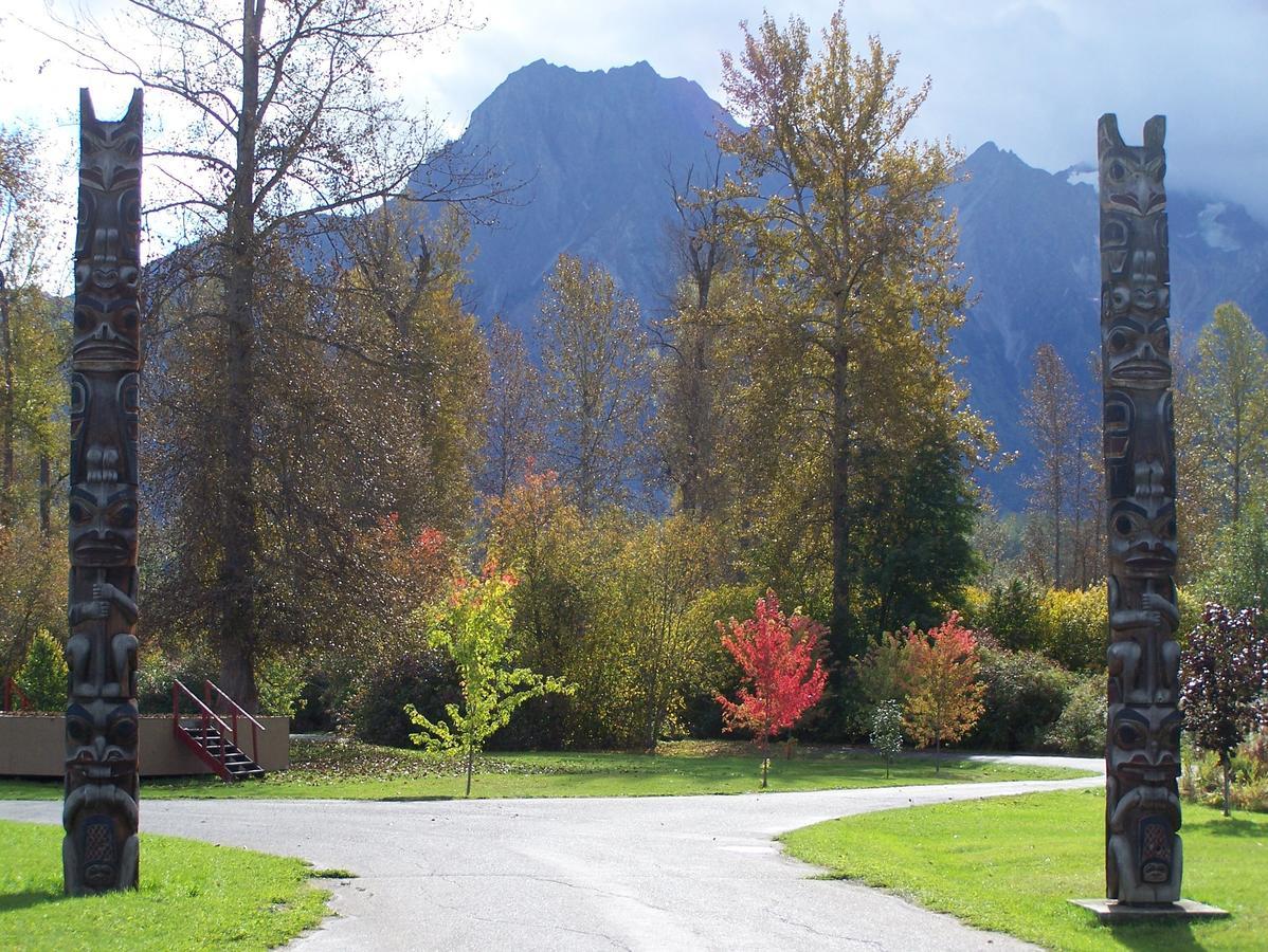 罗博栖息汽车旅馆 New Hazelton 外观 照片