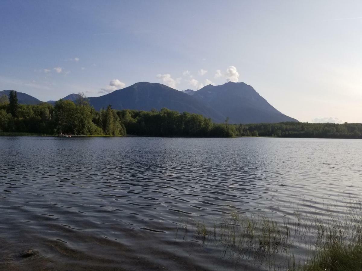 罗博栖息汽车旅馆 New Hazelton 外观 照片